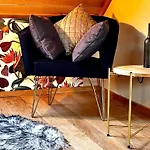 Hébergement de vacances Hour House - Esc'appart *