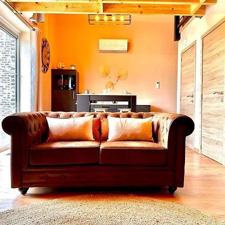 La Hour House - Esc'appart Vakantiehuis *